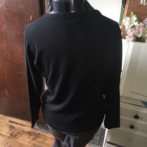 Pink Nation mesh v-neck sweatshirt - Picture 3 of 3